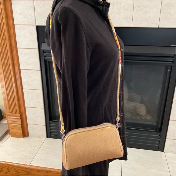 NWOT Road Trip Small Crossbody - Picture 4 of 11